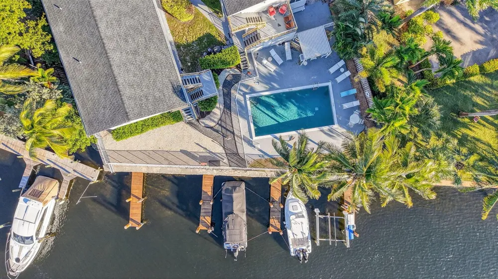 1821 MIDDLE RIVER DRIVE #7 Fort Lauderdale, FL 33305