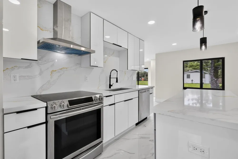 3185 Riddle Road West Palm Beach, FL 33406