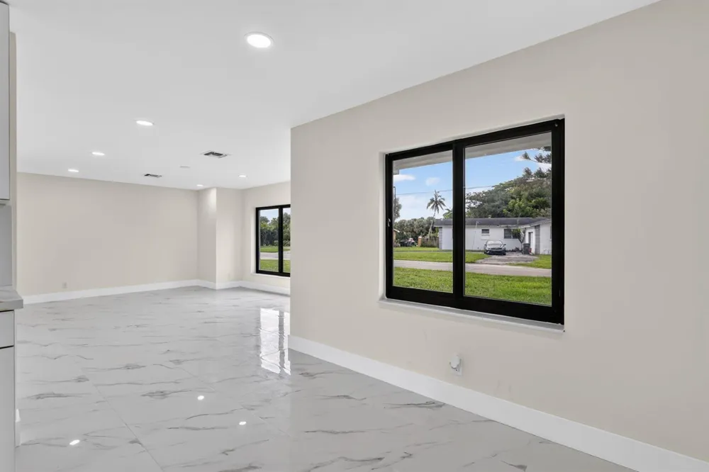 3185 Riddle Road West Palm Beach, FL 33406