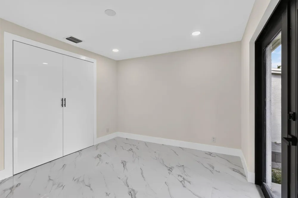 3185 Riddle Road West Palm Beach, FL 33406