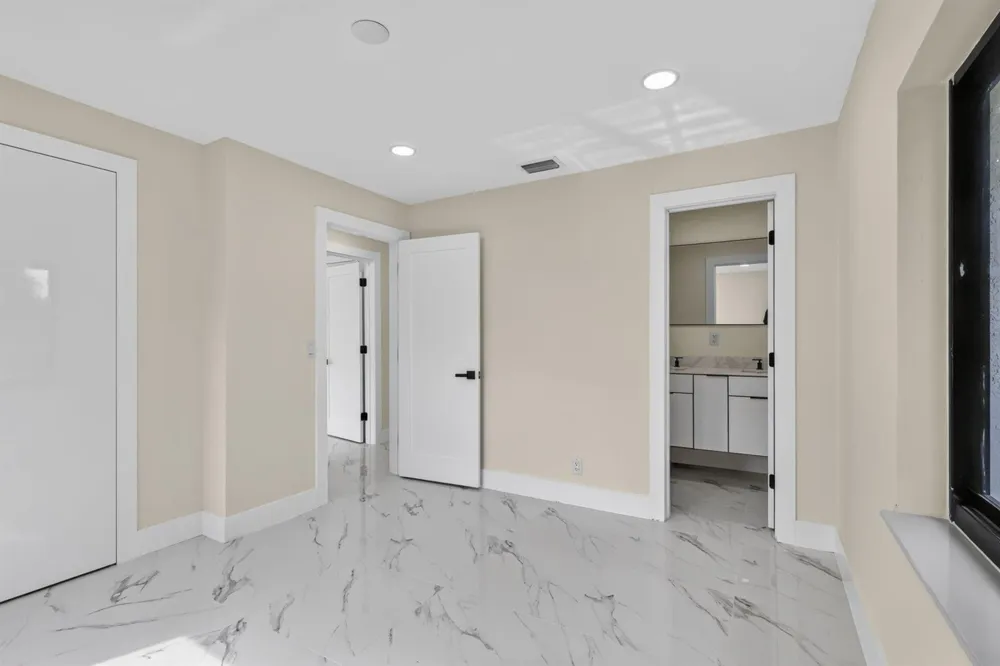 3185 Riddle Road West Palm Beach, FL 33406