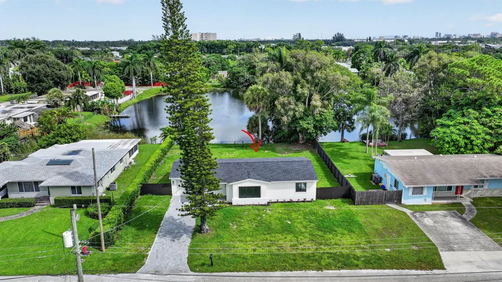 3185 Riddle Road West Palm Beach, FL 33406