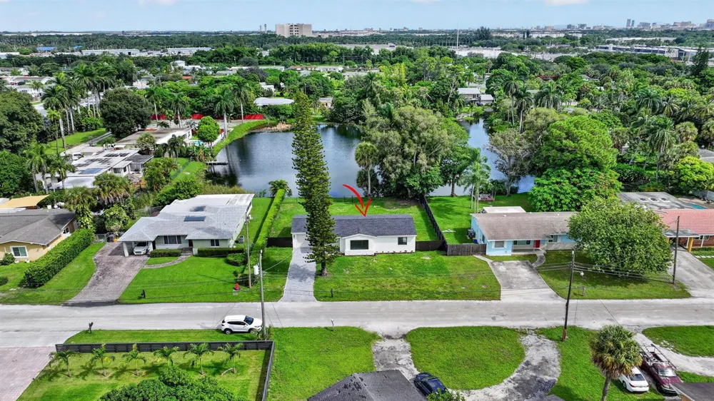 3185 Riddle Road West Palm Beach, FL 33406