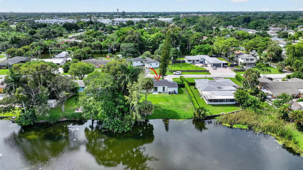 3185 Riddle Road West Palm Beach, FL 33406