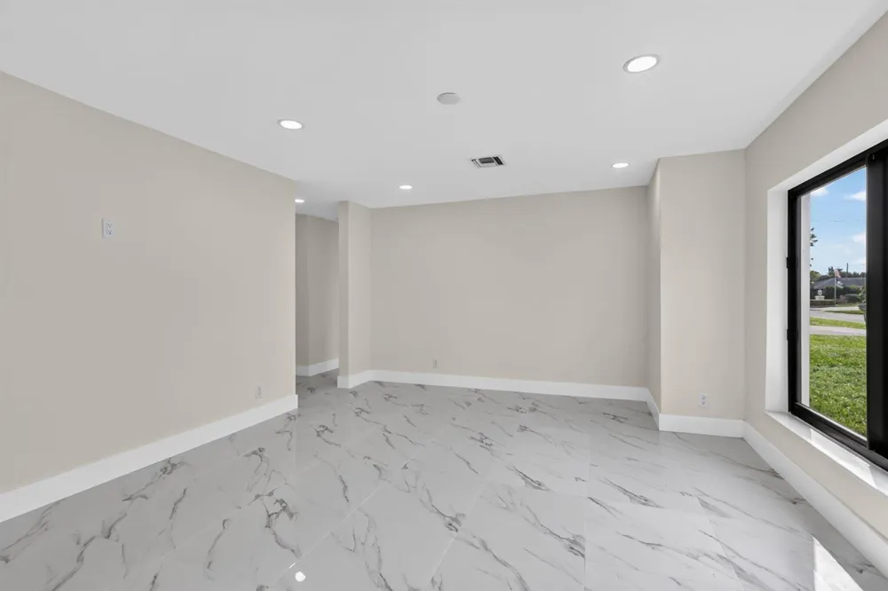 3185 Riddle Road West Palm Beach, FL 33406