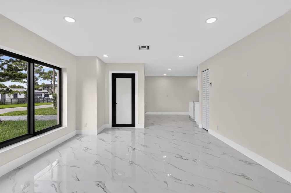 3185 Riddle Road West Palm Beach, FL 33406