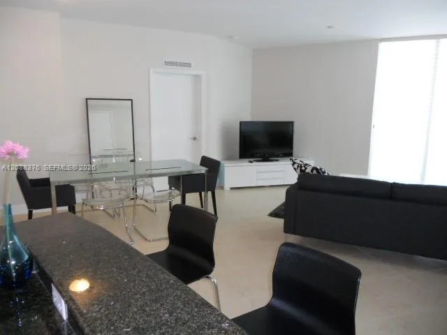 3000 NE 188th St #506 Aventura, FL 33180