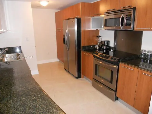 3000 NE 188th St #506 Aventura, FL 33180