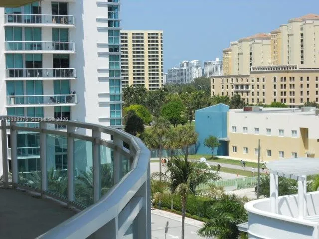 3000 NE 188th St #506 Aventura, FL 33180