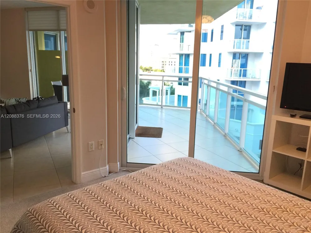 3000 NE 188th St #506 Aventura, FL 33180