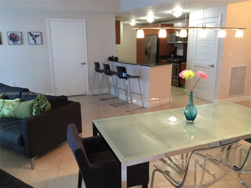 3000 NE 188th St #506 Aventura, FL 33180