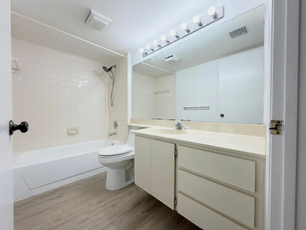 2581 Village Boulevard #103 West Palm Beach, FL 33409