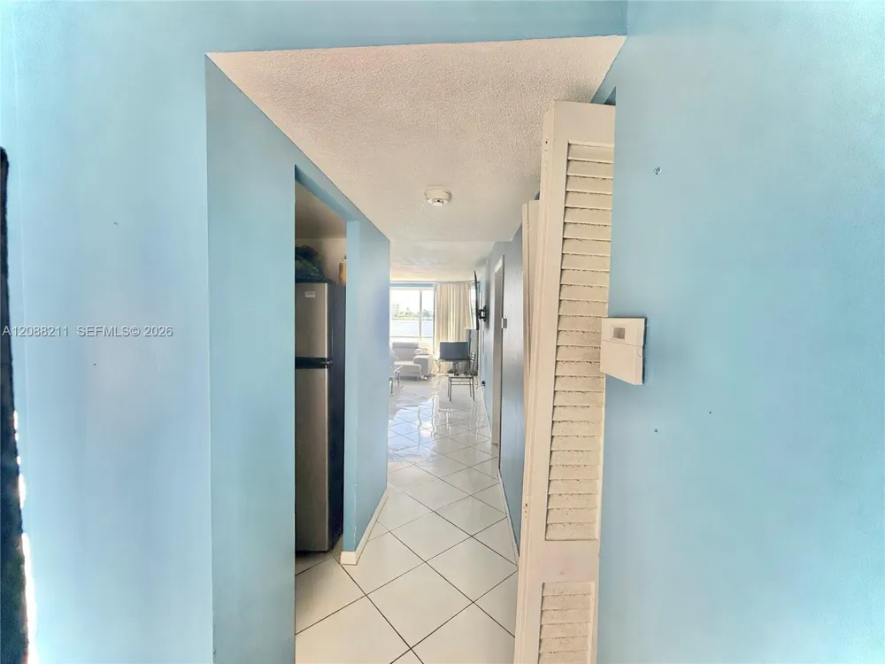 1150 NE 191st St #24 Miami, FL 33179
