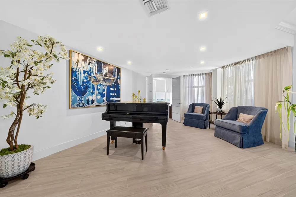 2110 Ocean Boulevard #19A/D Fort Lauderdale, FL 33305