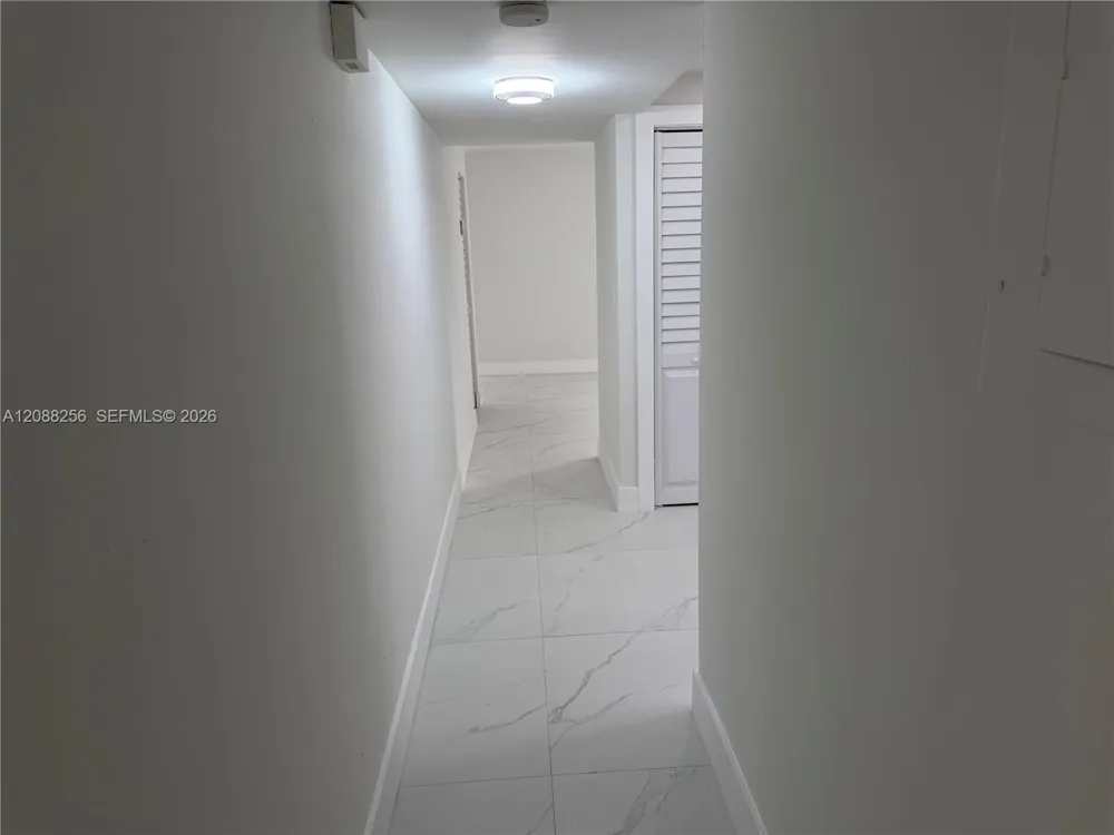 595 E 8th St #595 Hialeah, FL 33010