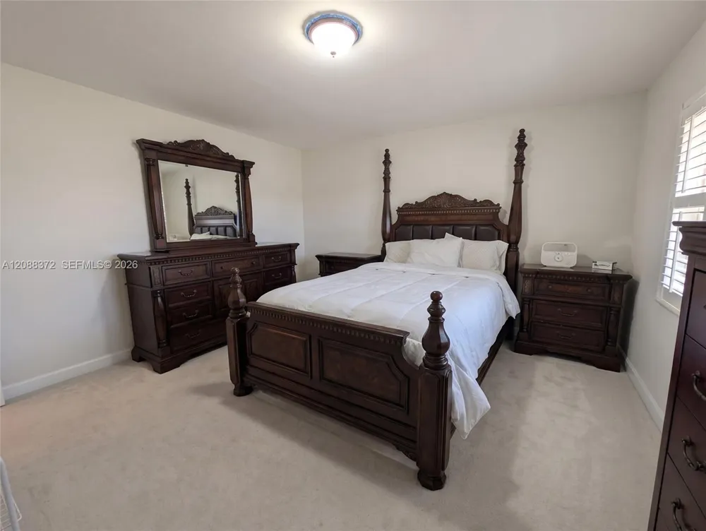 8460 Casa Del Lago #H Boca Raton, FL 33433