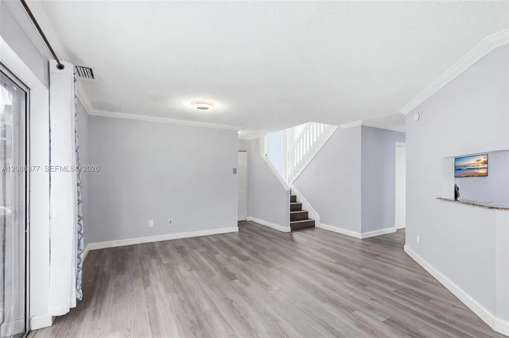 3724 NW 107th Ter Sunrise, FL 33351
