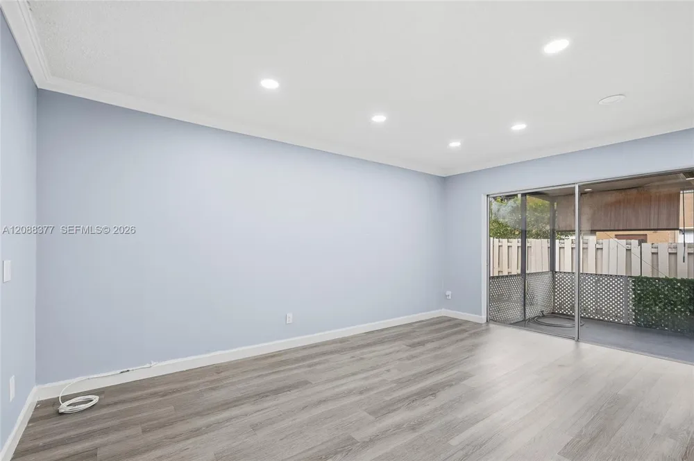 3724 NW 107th Ter Sunrise, FL 33351