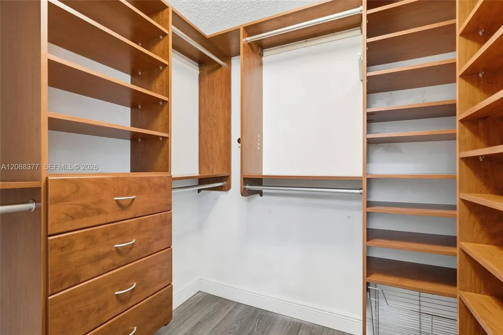 3724 NW 107th Ter Sunrise, FL 33351