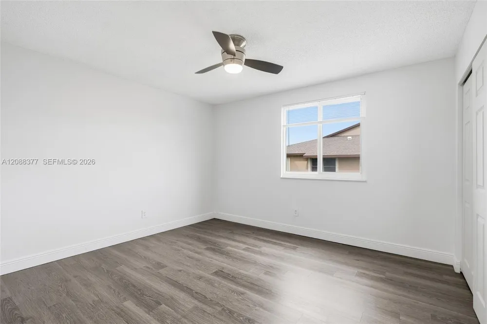 3724 NW 107th Ter Sunrise, FL 33351