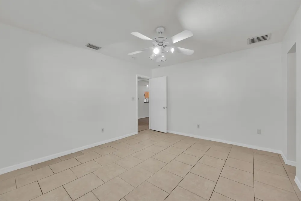 2302 Sunrise Boulevard #209 Fort Pierce, FL 34982