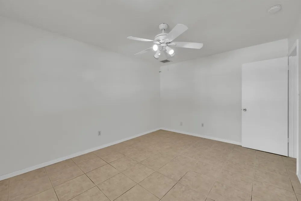 2302 Sunrise Boulevard #209 Fort Pierce, FL 34982