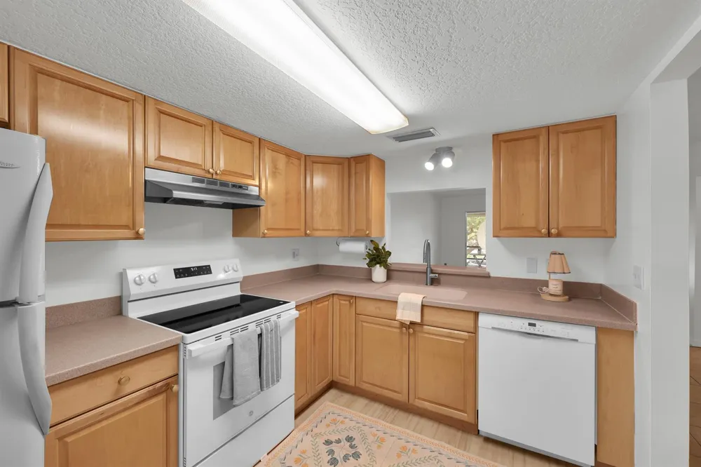 2302 Sunrise Boulevard #209 Fort Pierce, FL 34982