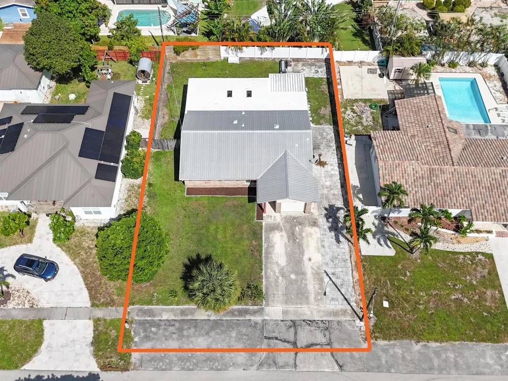 2233 NW 3RD AVENUE Boca Raton, FL 33431