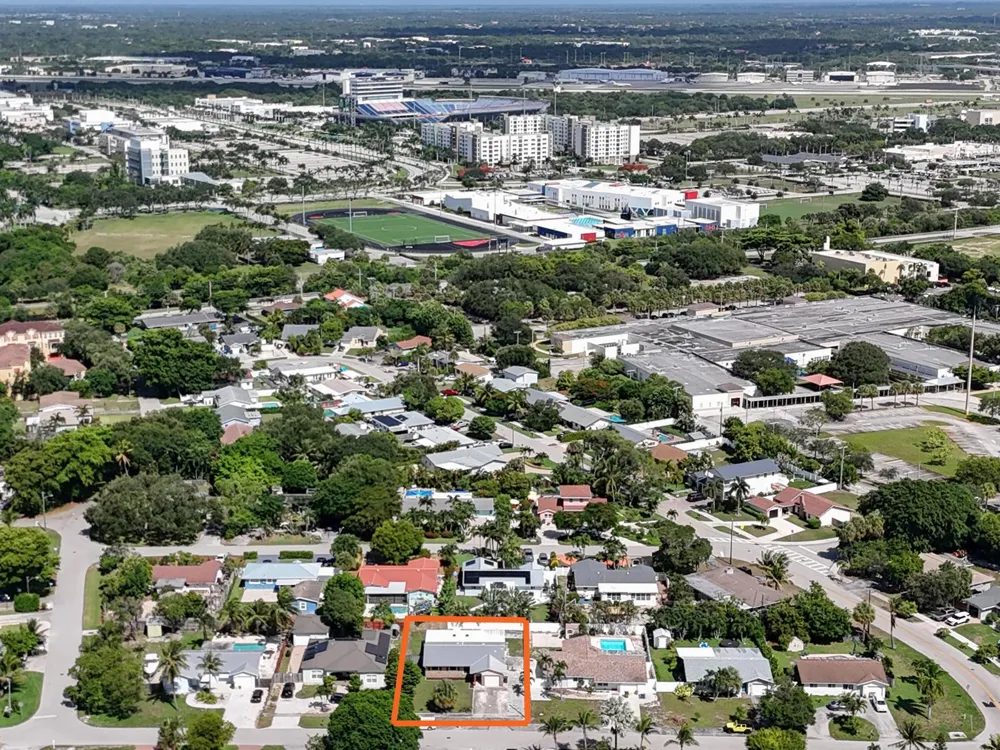 2233 NW 3RD AVENUE Boca Raton, FL 33431