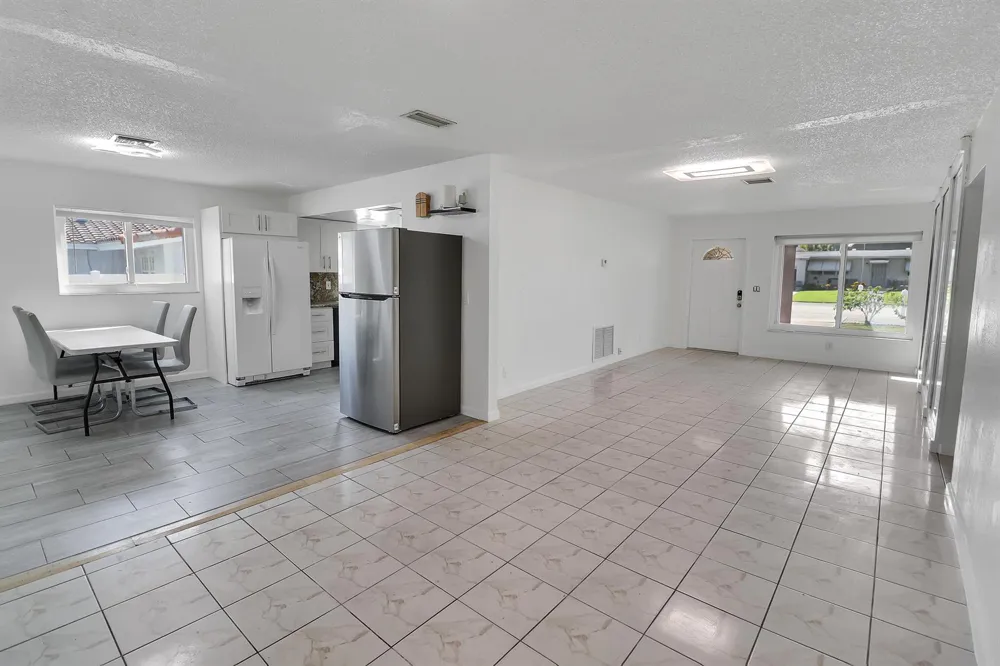 2233 NW 3RD AVENUE Boca Raton, FL 33431