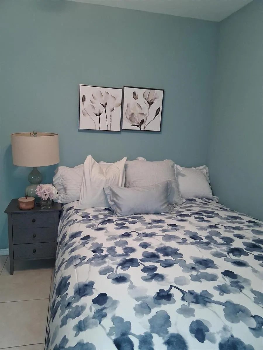 1341 SW 73RD AVENUE North Lauderdale, FL 33068