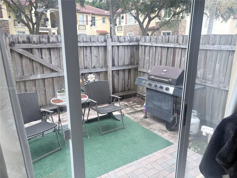 3320 NE 13th Cir Dr #112-23 Homestead, FL 33033