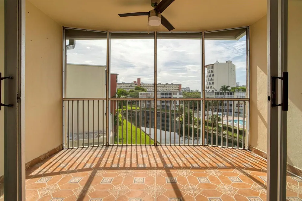 1690 NE 191st Street #405-1 North Miami Beach, FL 33179