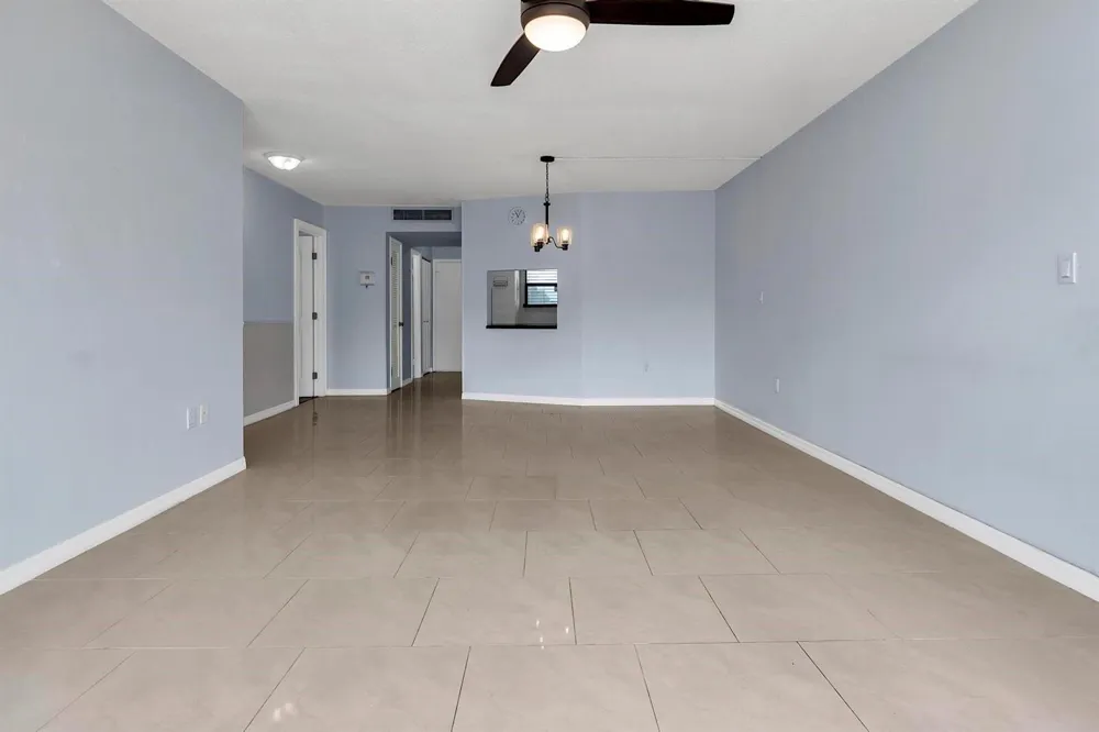 1690 NE 191st Street #405-1 North Miami Beach, FL 33179