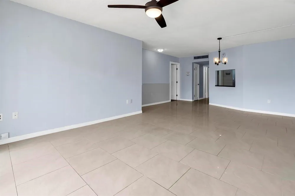 1690 NE 191st Street #405-1 North Miami Beach, FL 33179
