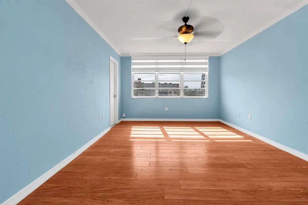 1690 NE 191st Street #405-1 North Miami Beach, FL 33179