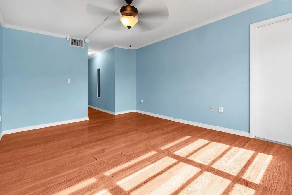 1690 NE 191st Street #405-1 North Miami Beach, FL 33179