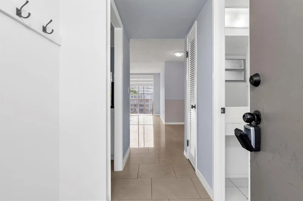 1690 NE 191st Street #405-1 North Miami Beach, FL 33179