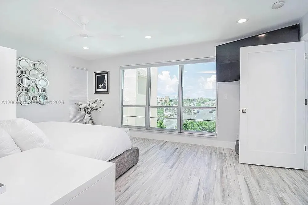 1700 SE 15th St #401 Fort Lauderdale, FL 33316