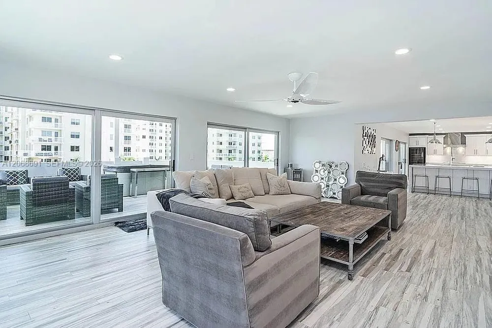 1700 SE 15th St #401 Fort Lauderdale, FL 33316