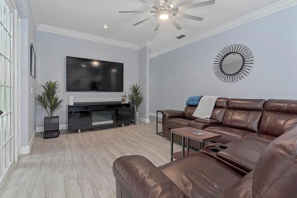 5734 NW 50th Drive Coral Springs, FL 33067