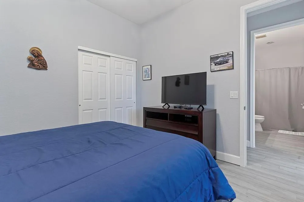 5734 NW 50th Drive Coral Springs, FL 33067