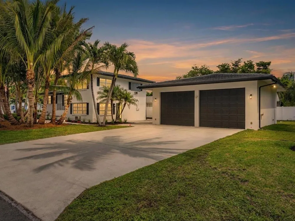 702 S RIVERSIDE DRIVE Pompano Beach, FL 33062