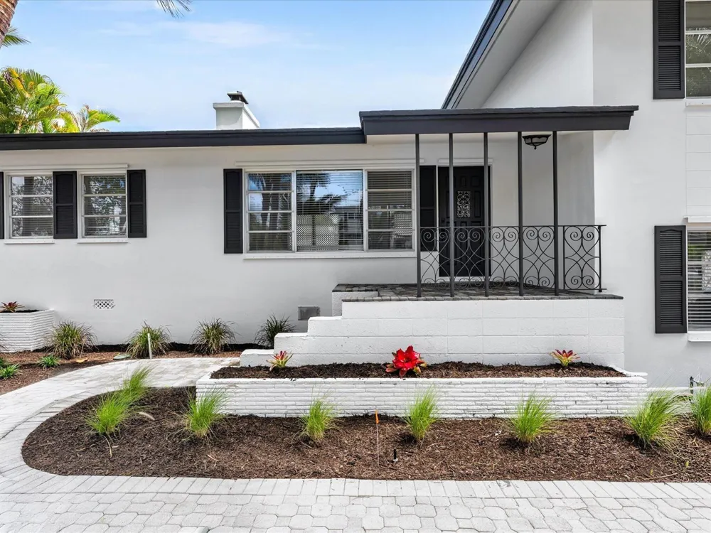702 S RIVERSIDE DRIVE Pompano Beach, FL 33062