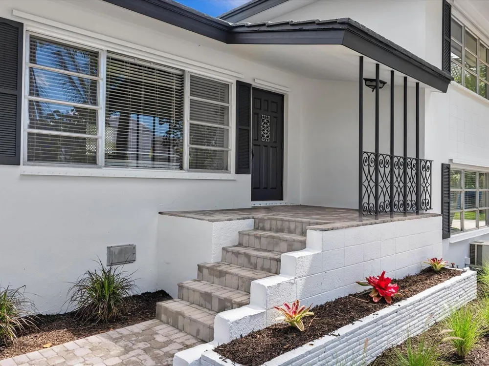 702 S RIVERSIDE DRIVE Pompano Beach, FL 33062