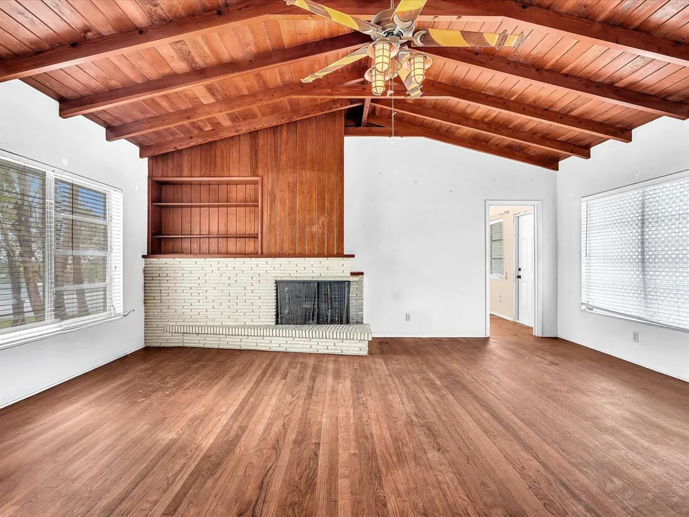 702 S RIVERSIDE DRIVE Pompano Beach, FL 33062