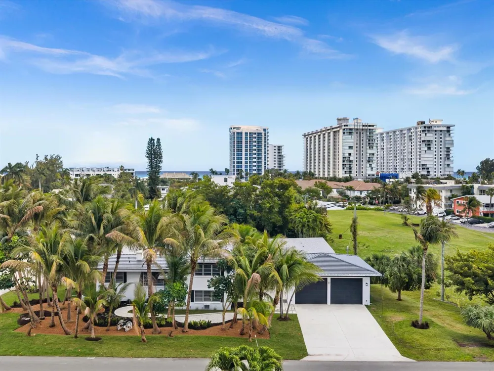 702 S RIVERSIDE DRIVE Pompano Beach, FL 33062