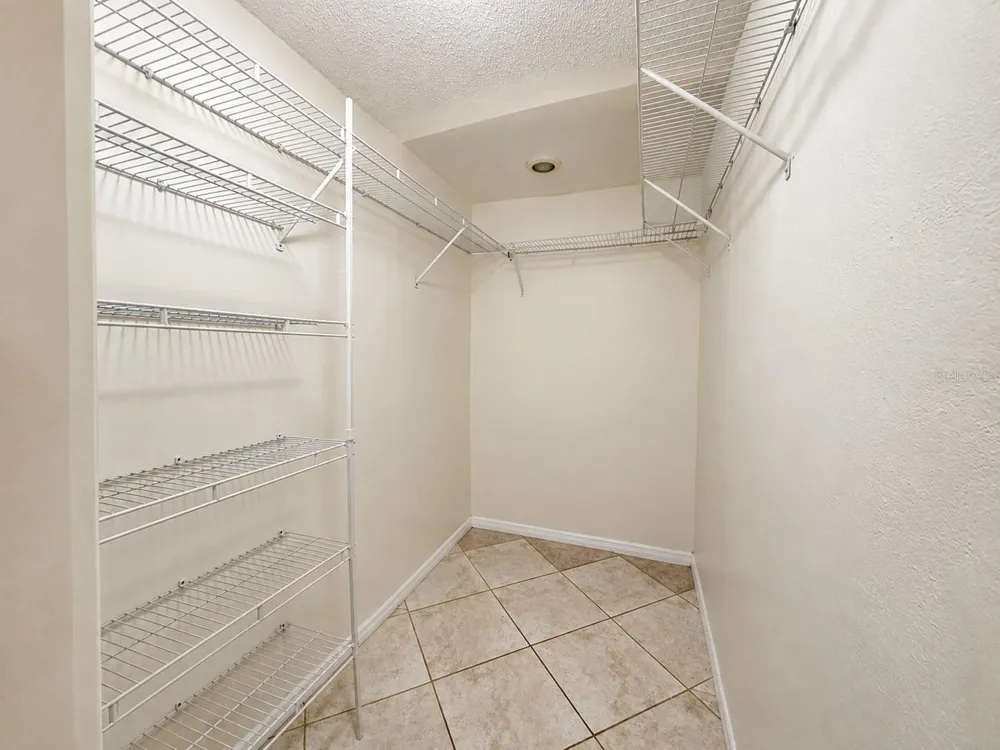 13439 FAIRWAY GLEN DR #103 Orlando, FL 32824
