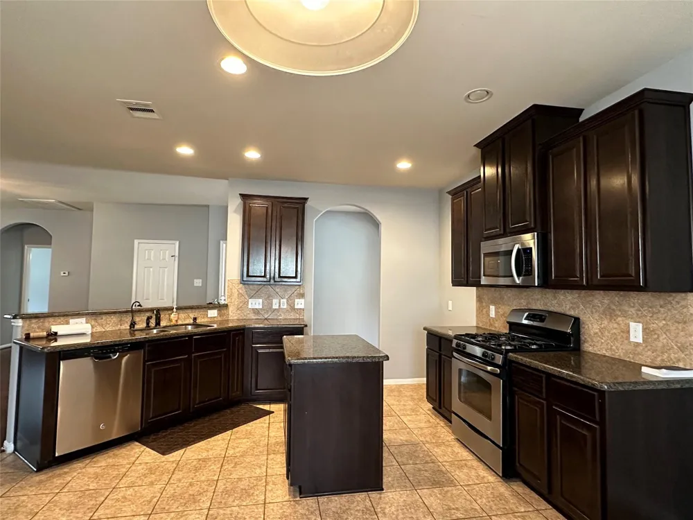 2610 Lexington Park Drive Spring, TX 77373