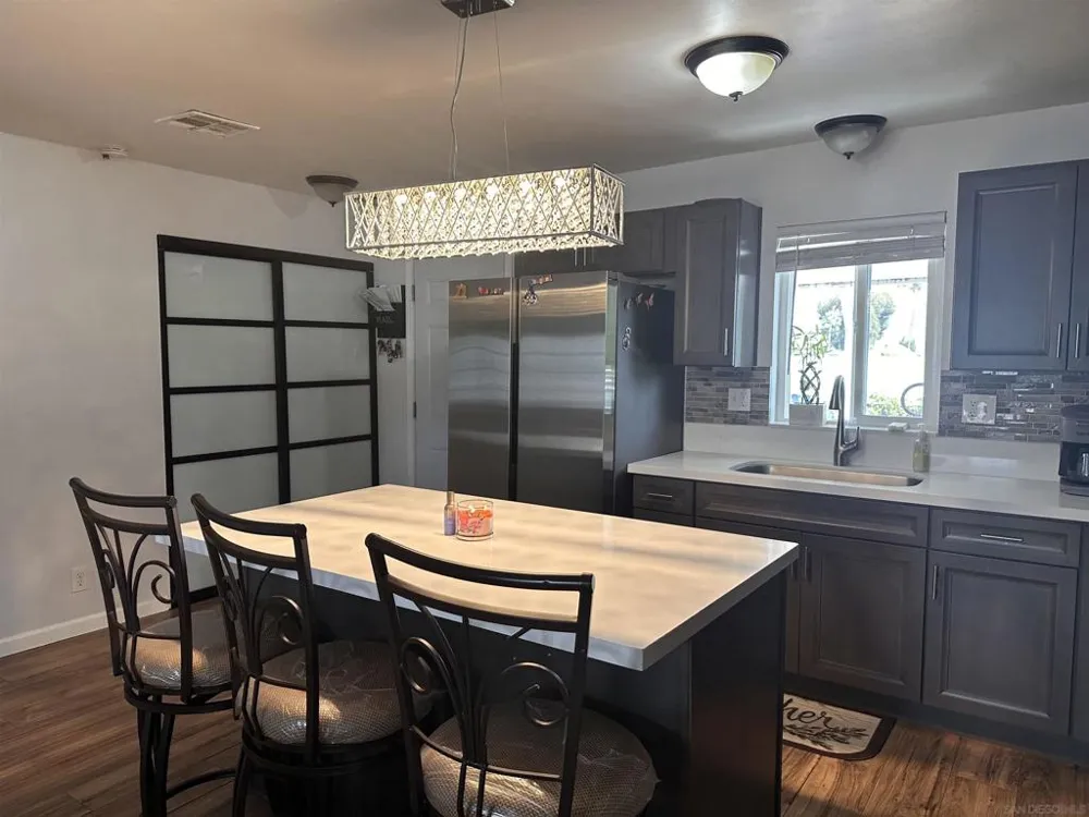 13162 Highway 8 Business SPC #165 El Cajon, CA 92021